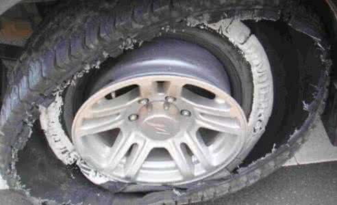 蒸汽车有多少轮子