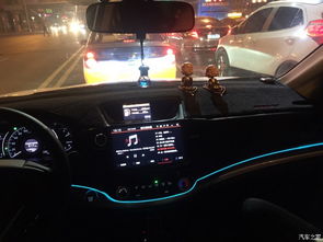 汽车电灯是多少v