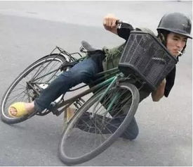 单车刮伤汽车陪多少