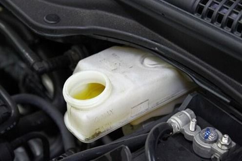 汽车还剩多少机油保养