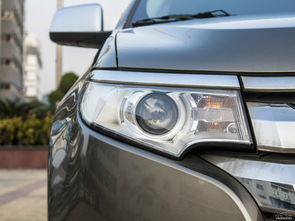 汽车远光灯尺寸是多少