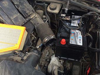 汽车电瓶冲到多少AH