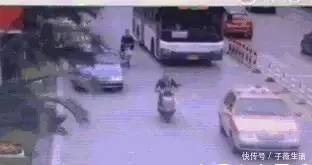 汽车事故乘客赔多少