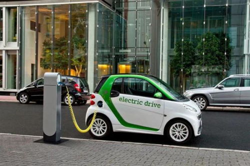 汽车300公里多少