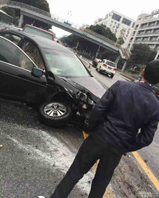 汽车出过车祸降价多少