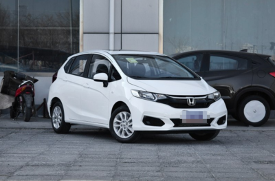 致炫和飞度哪个好,丰田致炫x新款2023