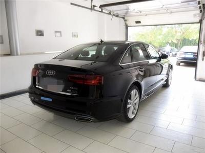 奥迪a6l裸车价22万,奥迪a6一般什么档次人