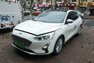 福特福克斯2019款三厢,福特福克斯2019款三厢二手车