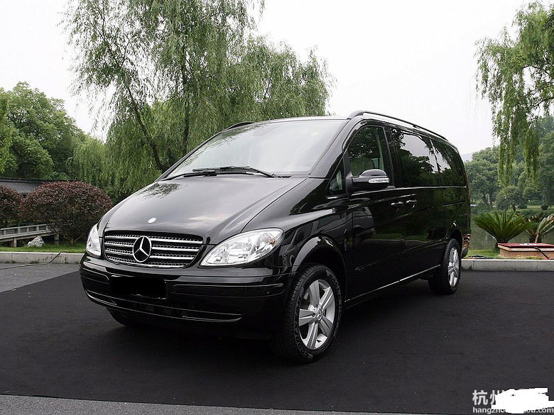 奔驰商务车报价及图片,奔驰商务车报价及图片2021款