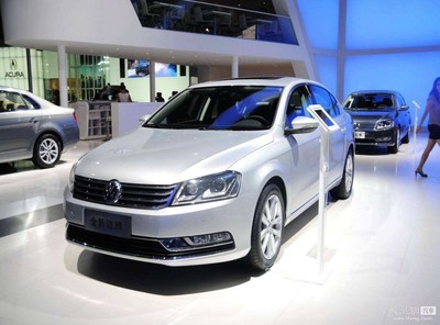 汽车大众价格及图片,汽车大众价格及图片空间大