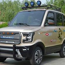 100万能买劳斯莱斯吗,迈巴赫车的价格