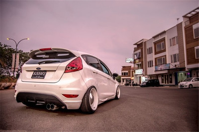 福特嘉年华新车多少钱一辆,福特嘉年华多少钱?