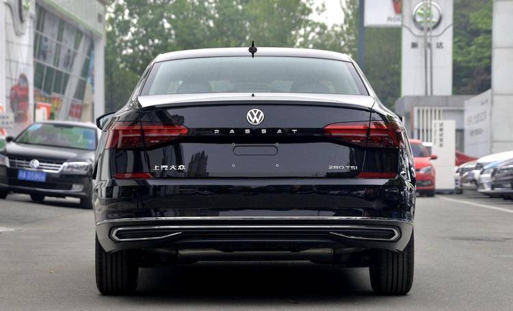 大众帕萨特2022款报价及图片,大众帕萨特2022款报价及图片330自动落锁怎么设置