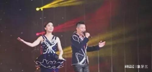 凤凰传奇北京演唱会观众破纪录(凤凰传奇北京演唱会观众破纪录，音乐盛宴掀起热潮)