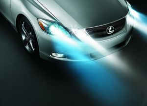 汽车大灯高度离地多少(汽车大灯高度离地面的标准距离)