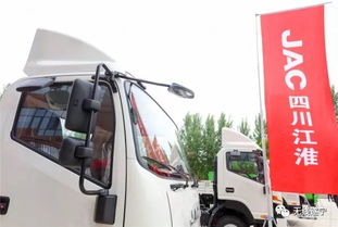 汽车共重多少吨