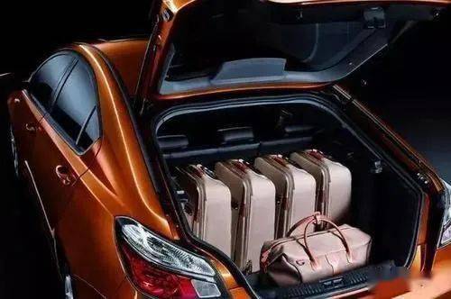 重汽车怠速多少