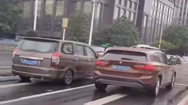 汽车赛事起步多少秒