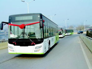 公共汽车多少速度