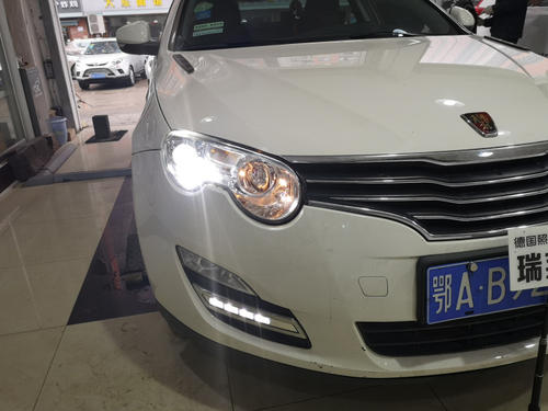 汽车普通大灯多少w