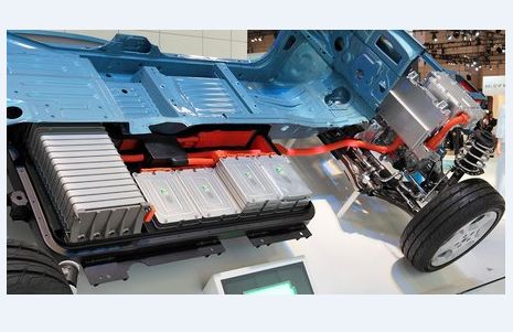 汽车电池充电多少A 汽车电池充电多少A