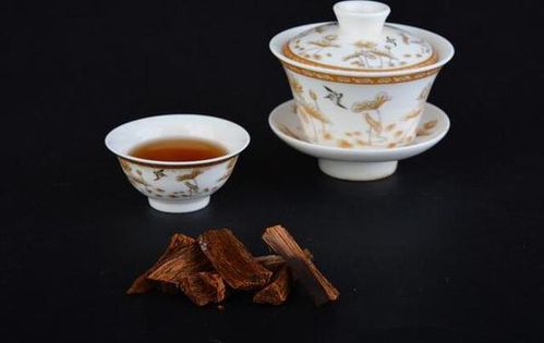 汽车茶壶加水多少升