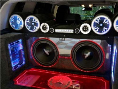 汽车有多少音响合适