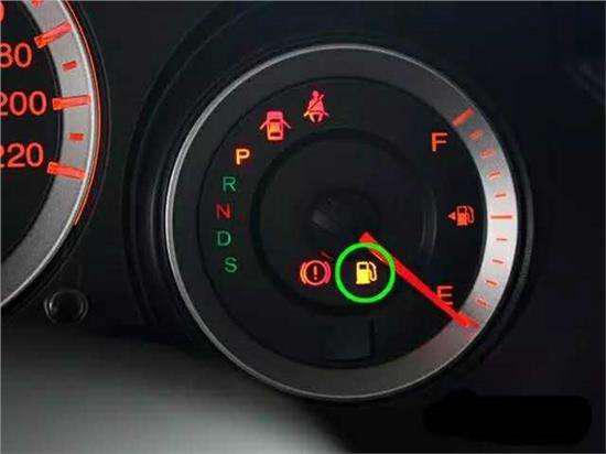 汽车多少里程加油合适