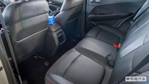 汽车坐椅高度多少合适 汽车坐椅高度多少合适