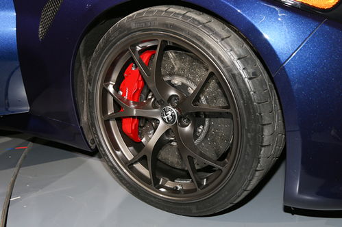 汽车车胎多少斤