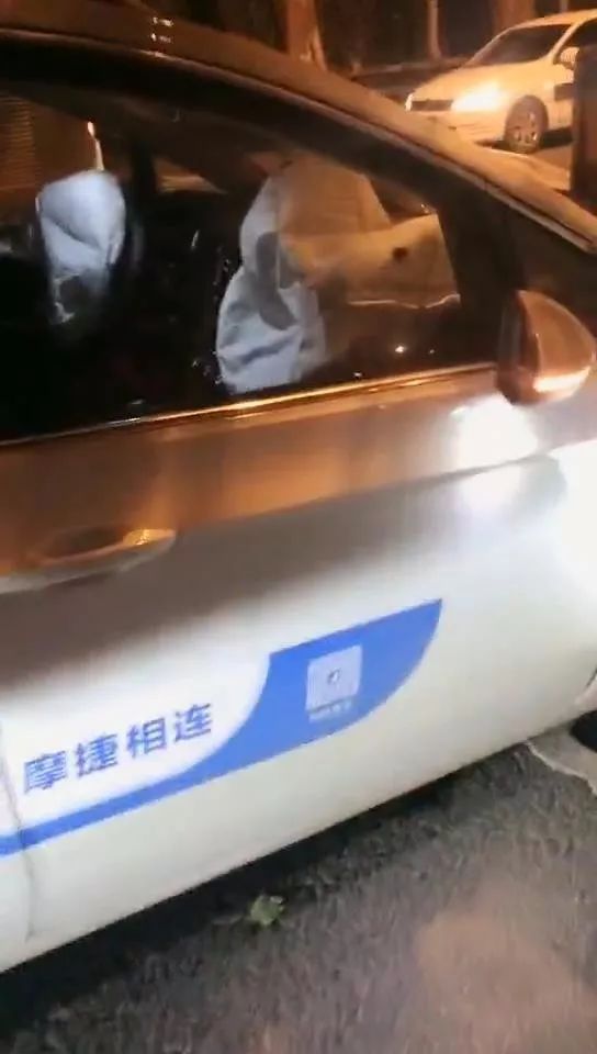 摩捷汽车租金多少