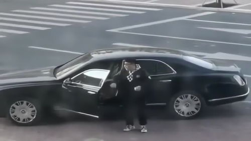 汽车穿挂多少块钱 汽车穿挂多少块钱