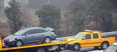 汽车抛锚救援报价多少