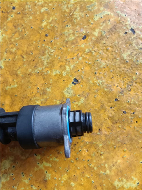 汽车油轨压力多少