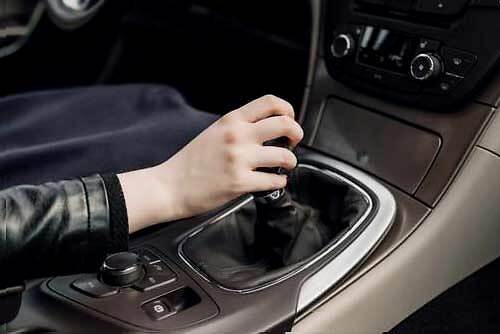 汽车多少挂空挡滑行 汽车多少挂空挡滑行