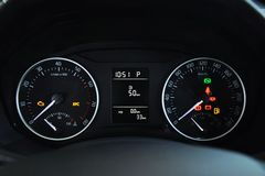 汽车油耗最低多少合适