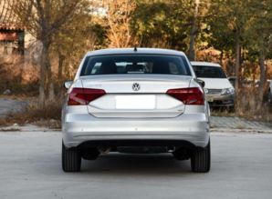 汽车多少公里有毛病