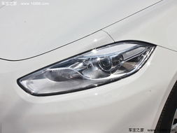 光源功率汽车大灯多少