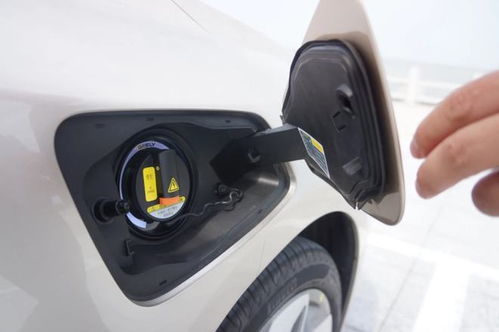 汽车通常油箱多少升 汽车通常油箱多少升