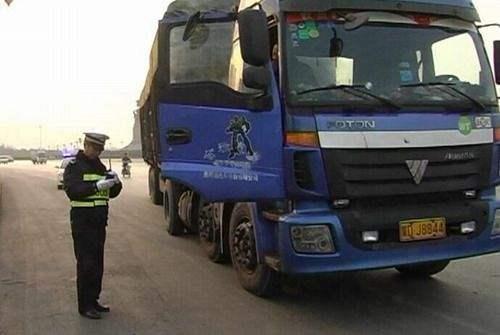 汽车能拖多少货 汽车能拖多少货