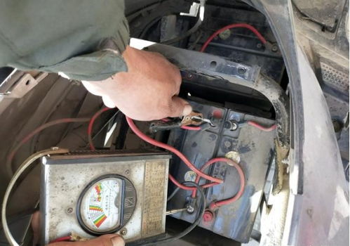 汽车浮子电压多少合适