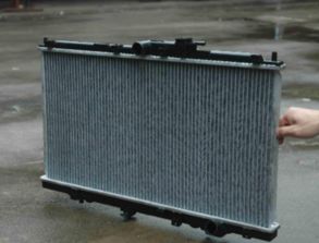 汽车水箱大概多少升