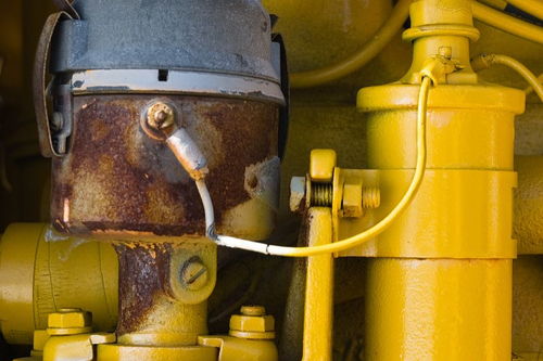 新安汽车油箱多少升