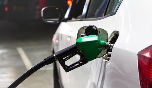 汽车油箱多少满合适