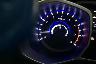 汽车起动转速多少合适