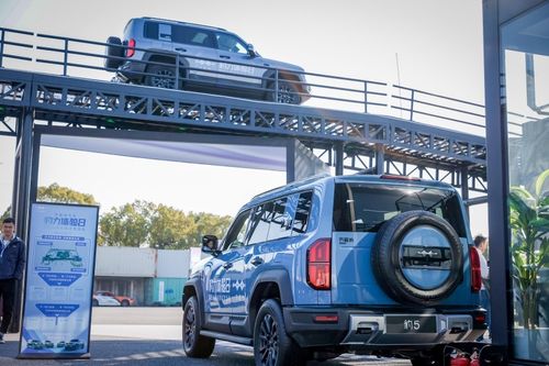 方程豹汽车多少马力