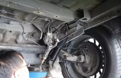 多少公里更换汽车减震 多少公里更换汽车减震
