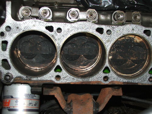 汽车极限怠速多少