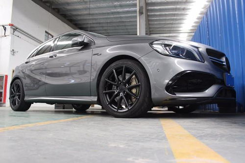 汽车喷全黑多少