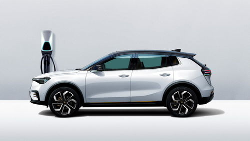 南进汽车高度多少